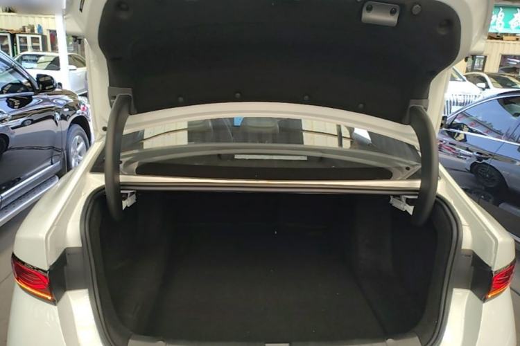 Used BYD Qin PLUS 2025 DM-i Smart Drive 55KM Leading Model Trunk