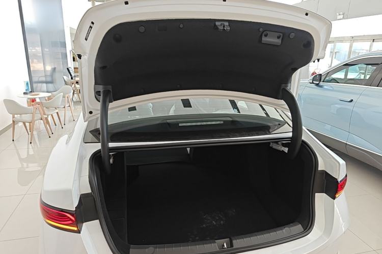Used BYD Qin PLUS  Trunk
