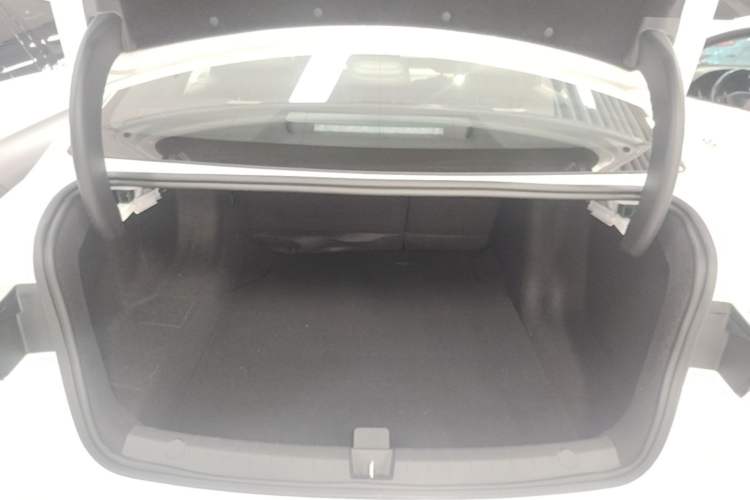 Used BYD Qin PLUS 2025 DM-i Smart Drive 120KM Superior Model Trunk