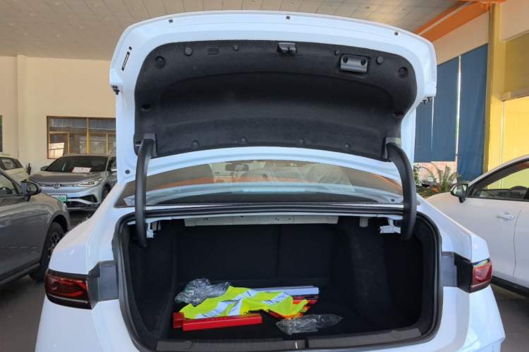 Used BYD Qin PLUS  Trunk