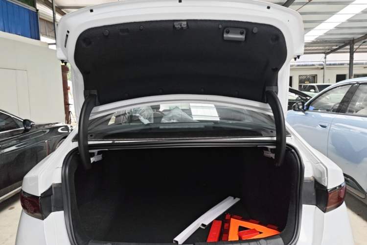 Used BYD Qin PLUS  Trunk