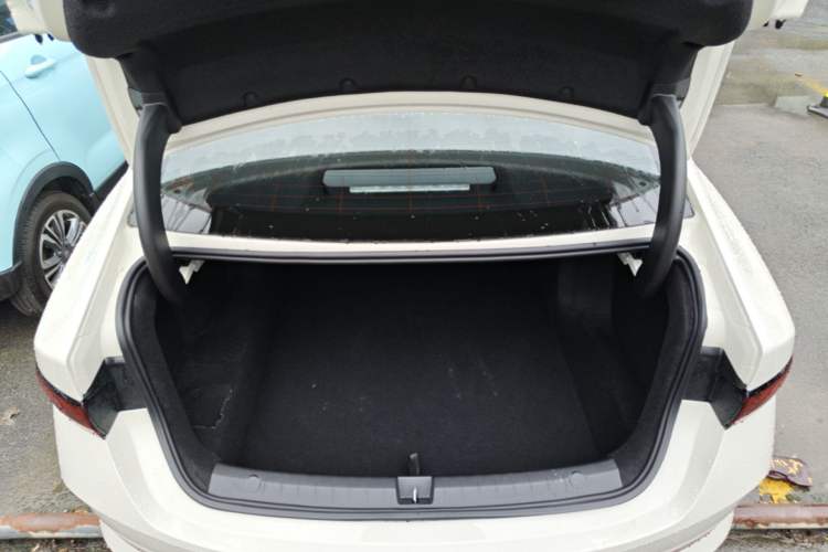 Used BYD Qin PLUS  Trunk