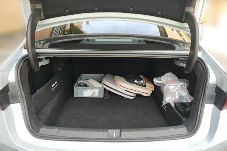 Used BYD Qin PLUS 2025 DM-i Smart Drive 55KM Leading Model Trunk