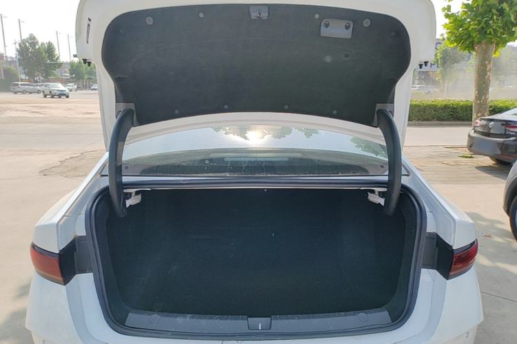 Used BYD Qin PLUS 2025 DM-i Smart Drive 55KM Leading Model Trunk