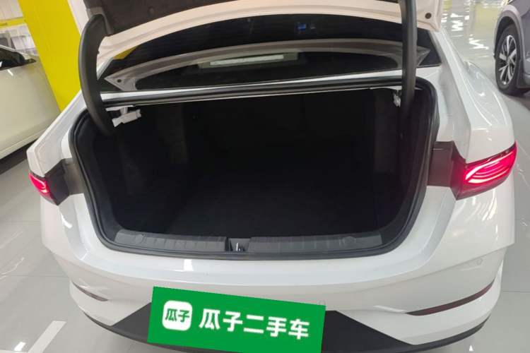 Used BYD Qin PLUS  Trunk