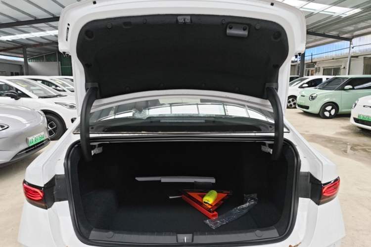 Used BYD Qin PLUS  Trunk