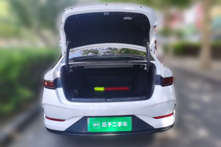 Used BYD Qin PLUS 2025 DM-i Smart Drive 55KM Leading Model Trunk