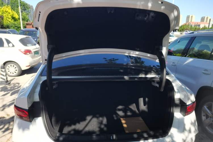 Used BYD Qin PLUS 2025 DM-i Smart Drive 55KM Leading Model Trunk