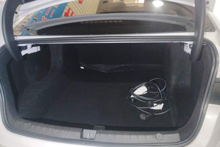 Used BYD Qin PLUS 2025 DM-i Smart Drive 55KM Leading Model Trunk