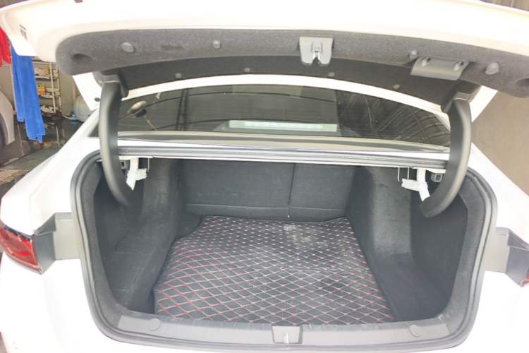Used BYD Qin PLUS 2025 DM-i Smart Drive 55KM Leading Model Trunk