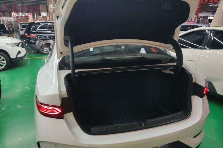 Used BYD Qin PLUS 2025 DM-i Smart Drive 55KM Leading Model Trunk