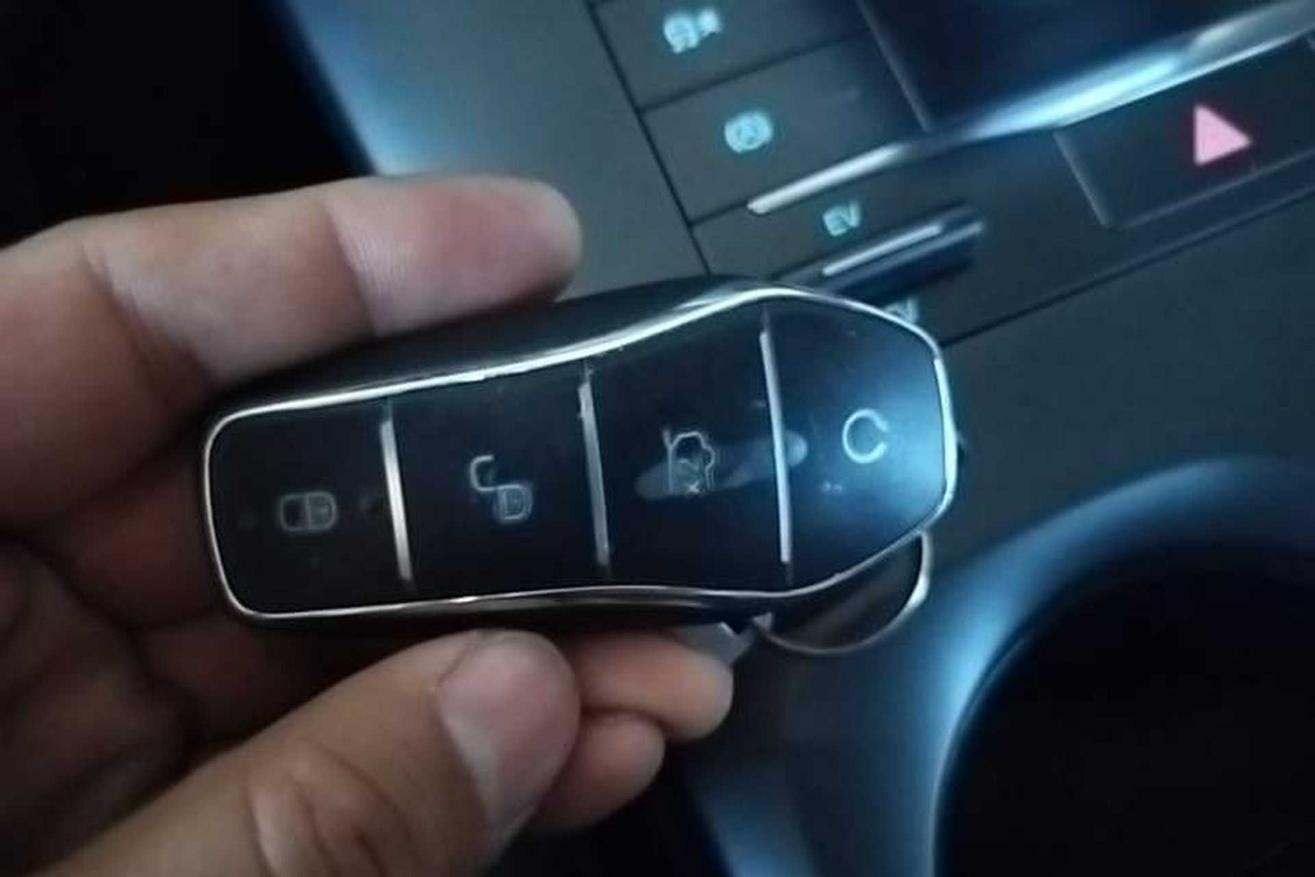 Used BYD Qin PLUS 2025 DM-i Smart Drive 55KM Leading Model Vehicle Key