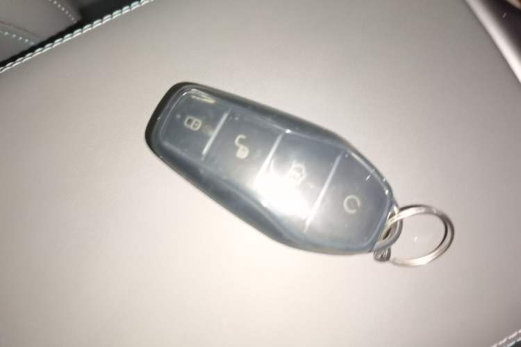 Used BYD Qin PLUS 2025 DM-i Smart Drive 55KM Beyond Model Vehicle Key