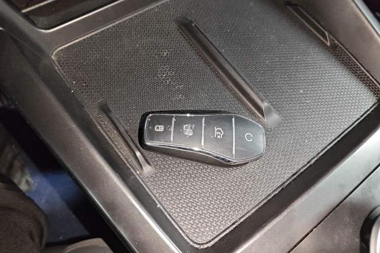 Used BYD Qin PLUS 2025 DM-i Smart Drive 55KM Beyond Model Vehicle Key