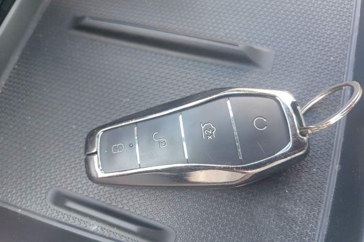 Used BYD Qin PLUS 2025 DM-i Smart Drive 55KM Leading Model Vehicle Key