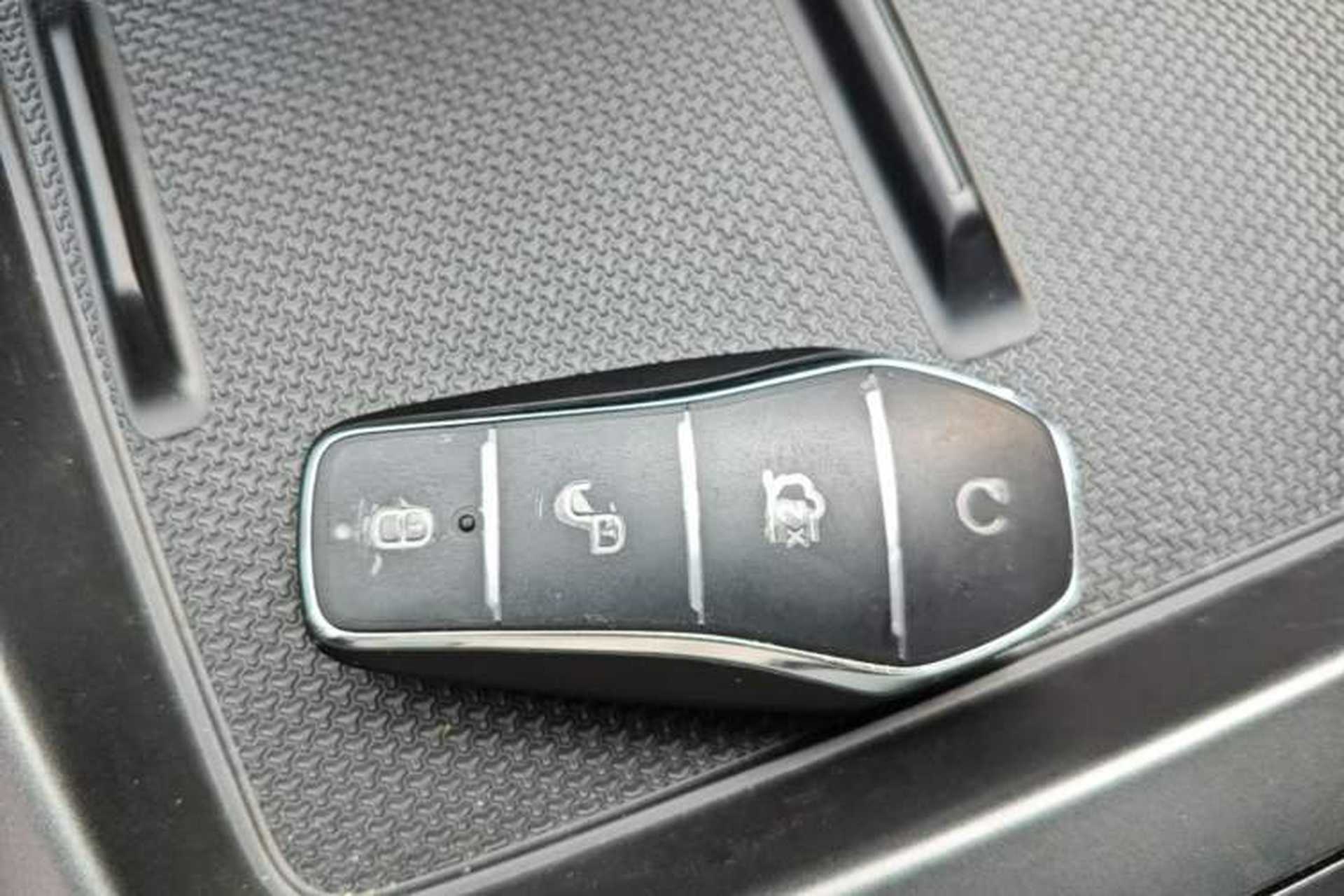 Used BYD Qin PLUS 2025 DM-i Smart Drive 55KM Leading Model Vehicle Key