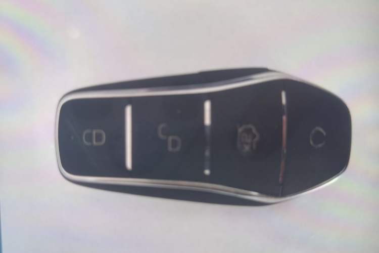Used BYD Qin PLUS 2025 DM-i Smart Drive 55KM Leading Model Vehicle Key