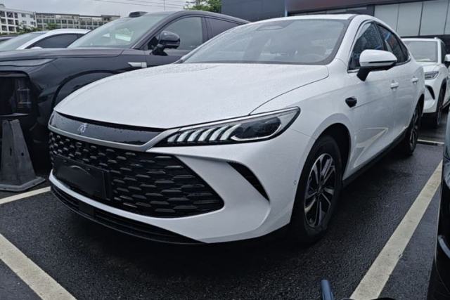 Used BYD Qin PLUS 2025 DM-i Smart Drive 120KM Superior Model