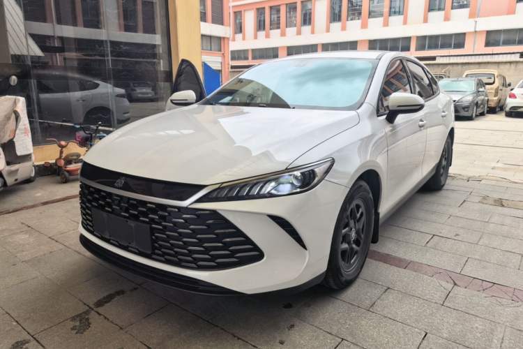 Used BYD Qin PLUS 2025 DM-i Smart Drive 55KM Leading Model Guazi used car, China used car export, Used car for sale, Used  cars, Cheapest cars for sale