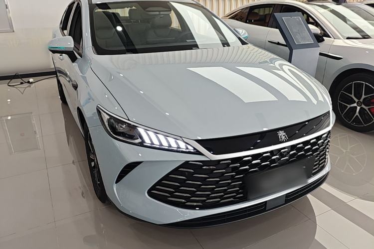 Used BYD Qin PLUS 2026 Model DM-i 210KM Beyond Version Front Right 45 Deg