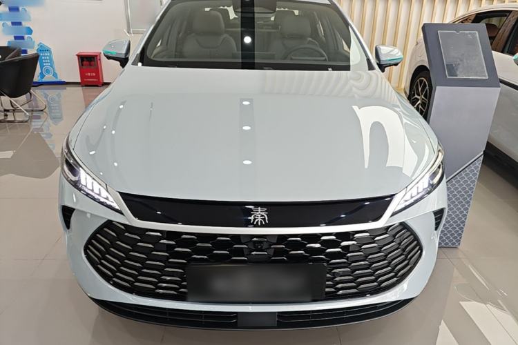 Used BYD Qin PLUS 2026 Model DM-i 210KM Beyond Version Front