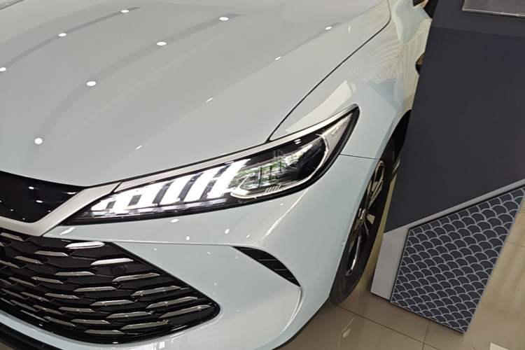 Used BYD Qin PLUS 2026 Model DM-i 210KM Beyond Version Left Front Headlight