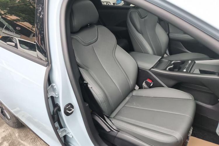 Used BYD Qin PLUS 2026 DM-i 210KM Progressive Model Right Front Seat