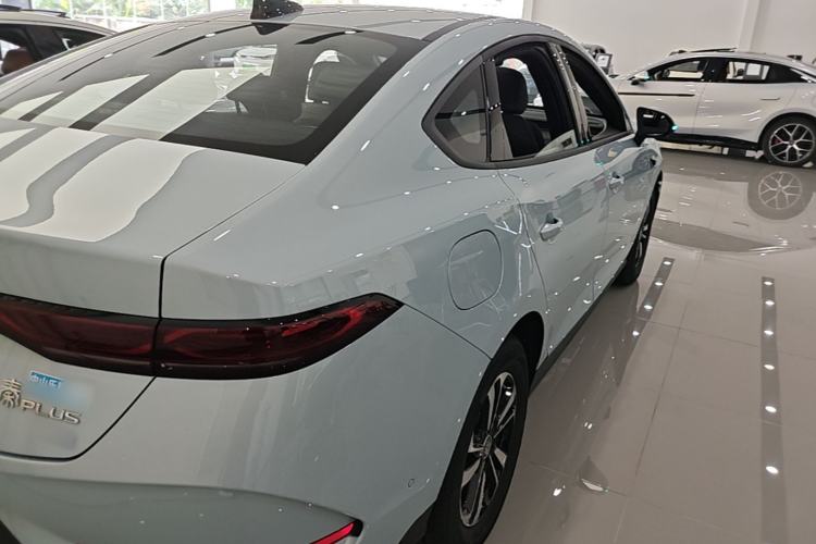Used BYD Qin PLUS 2026 Model DM-i 210KM Beyond Version Right Rear Taillight