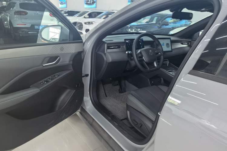Used BYD Qin PLUS 2026 DM-i 210KM Progressive Model Driver Seat