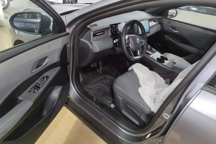 Used BYD Qin PLUS 2026 DM-i 128KM Progressive Model Driver Seat