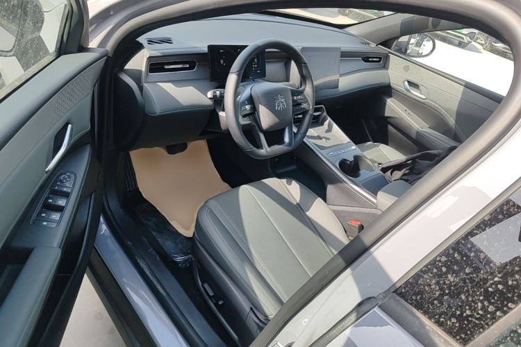 Used BYD Qin PLUS 2026 DM-i 210KM Progressive Model Driver Seat
