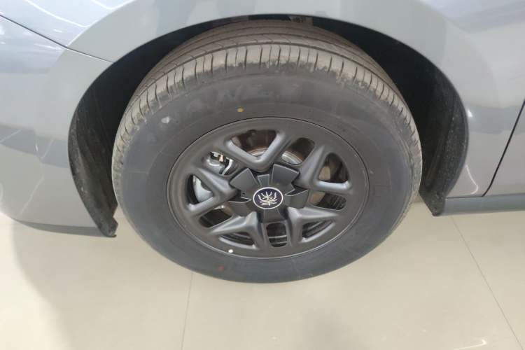 Used BYD Qin PLUS 2026 DM-i 128KM Progressive Model Exterior 4