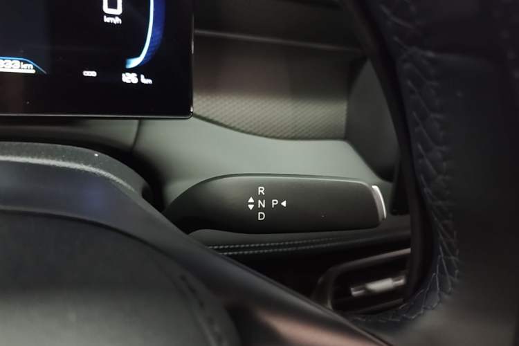 Used BYD Qin PLUS 2026 DM-i 210KM Progressive Model Gear Lever