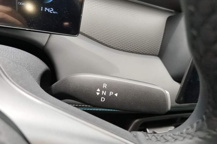 Used BYD Qin PLUS 2026 DM-i 210KM Progressive Model Gear Lever