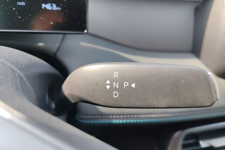 Used BYD Qin PLUS 2026 DM-i 210KM Progressive Model Gear Lever
