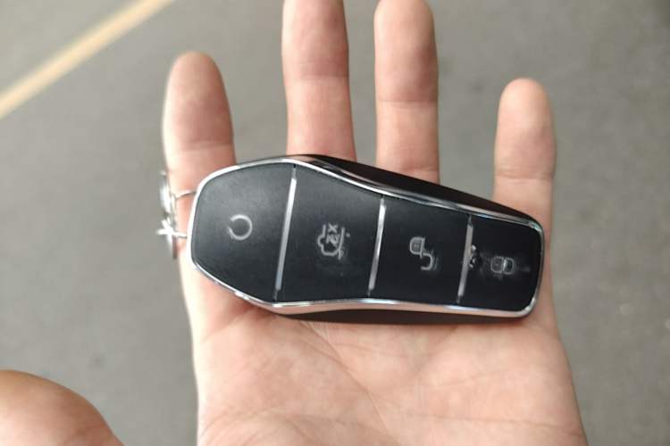 Used BYD Qin PLUS 2026 DM-i 128KM Progressive Model Interior 1
