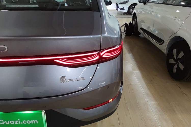 Used BYD Qin PLUS 2026 DM-i 128KM Progressive Model Right Rear Taillight