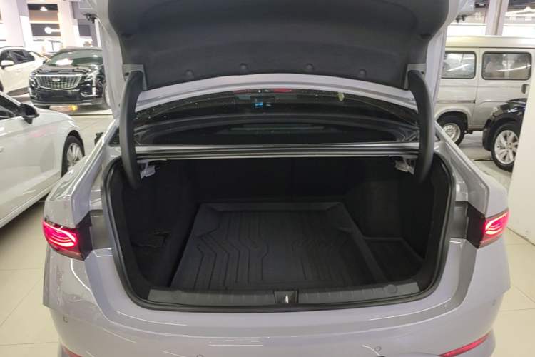 Used BYD Qin PLUS 2026 DM-i 210KM Progressive Model Trunk