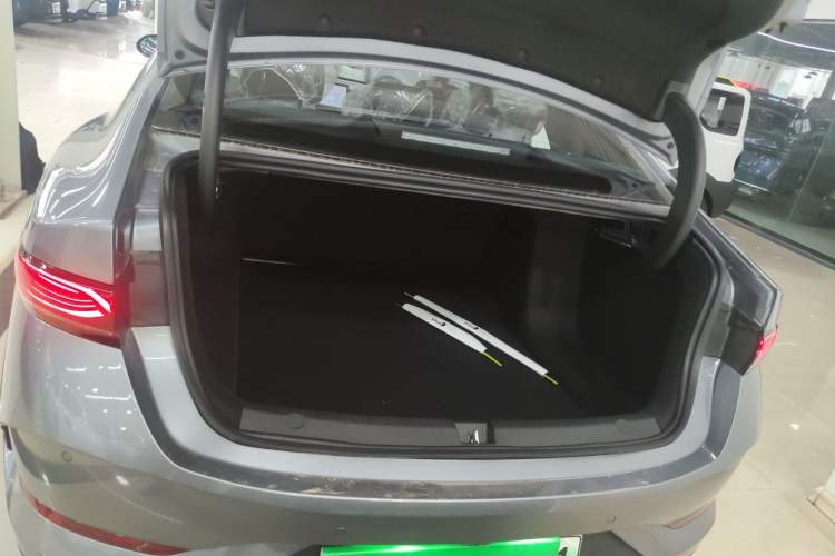 Used BYD Qin PLUS 2026 DM-i 128KM Progressive Model Trunk