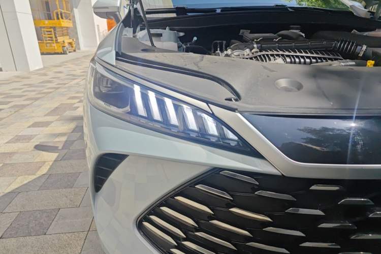 Used BYD Qin PLUS 2026 DM-i 210KM Progressive Model Right Front Headlight