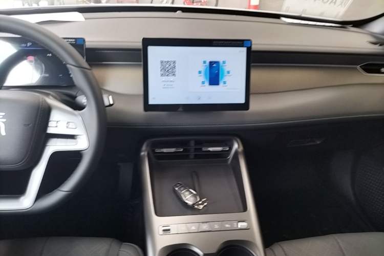 Used BYD Qin PLUS 2026 DM-i 128KM Progressive Model Audio And AC Panel