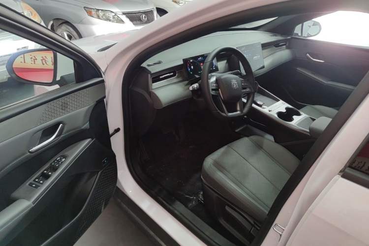 Used BYD Qin PLUS 2026 DM-i 128KM Progressive Model Driver Seat