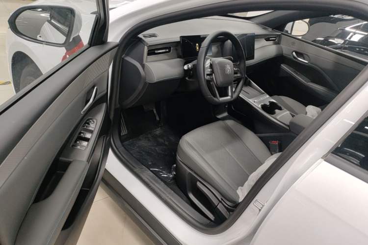 Used BYD Qin PLUS 2026 DM-i 128KM Progressive Model Driver Seat