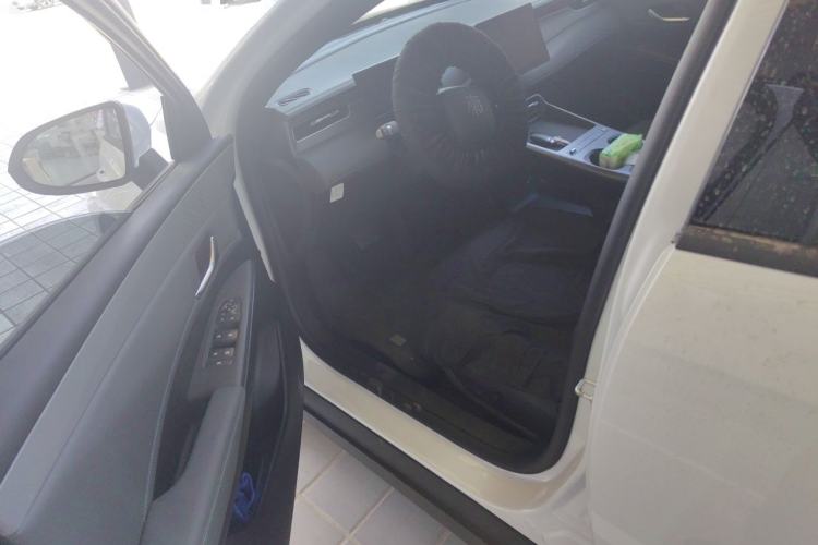 Used BYD Qin PLUS 2026 DM-i 210KM Progressive Model Driver Seat