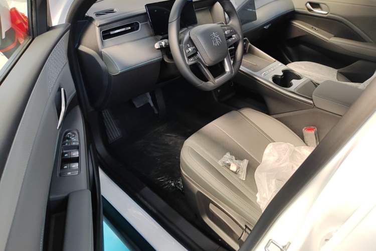 Used BYD Qin PLUS 2026 DM-i 128KM Progressive Model Driver Seat