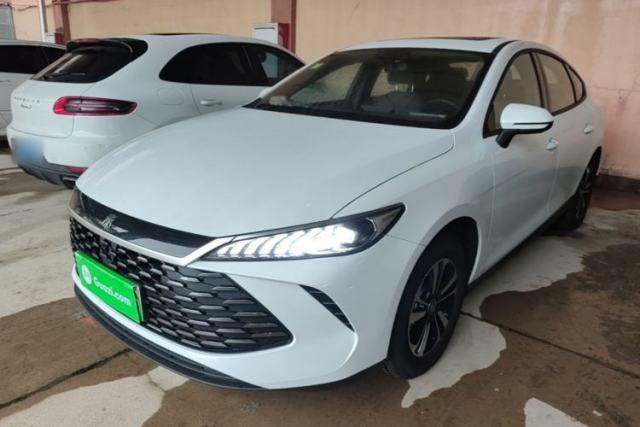 BYD Qin PLUS 2026 DM-i 210KM Progressive Model с пробегом