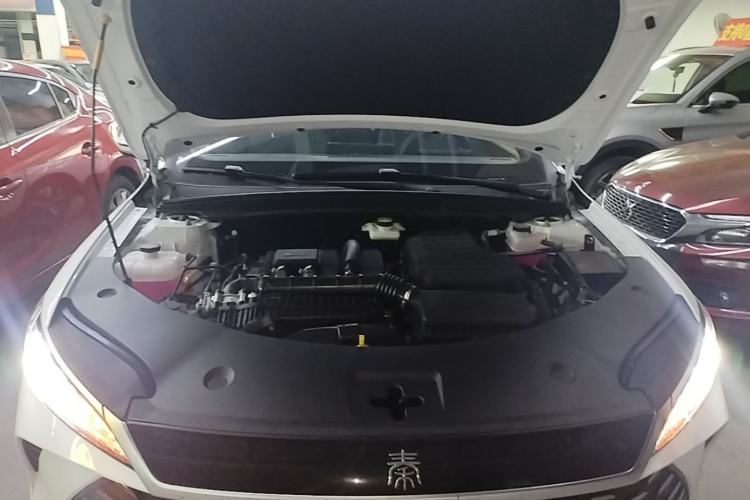 Used BYD Qin PLUS 2026 Model DM-i 210KM Beyond Version Engine Bay