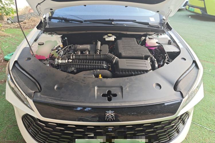 Used BYD Qin PLUS 2026 Model DM-i 210KM Beyond Version Engine Bay
