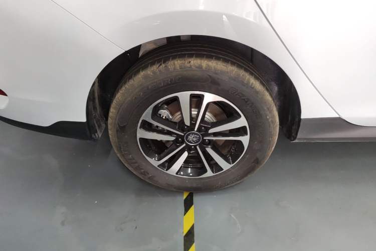 Used BYD Qin PLUS 2026 DM-i 128KM Progressive Model Exterior 5