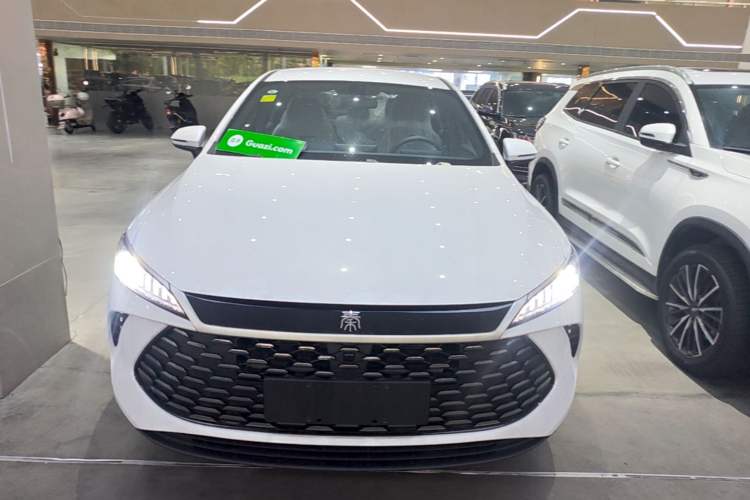 Used BYD Qin PLUS 2026 DM-i 128KM Progressive Model Front